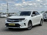 Toyota Camry 2016 года за 11 400 000 тг. в Актобе