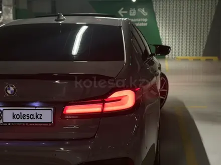 BMW 530 2021 года за 28 000 000 тг. в Астана – фото 9