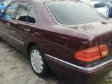 Mercedes-Benz E 230 1997 годаүшін2 300 000 тг. в Алматы – фото 2