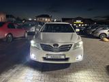 Toyota Camry 2010 года за 5 400 000 тг. в Уральск – фото 2