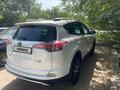 Toyota RAV4 2018 года за 11 000 000 тг. в Актобе – фото 6