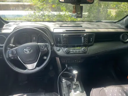 Toyota RAV4 2018 года за 11 000 000 тг. в Актобе – фото 7