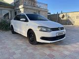 Volkswagen Polo 2013 года за 3 200 000 тг. в Актау – фото 3