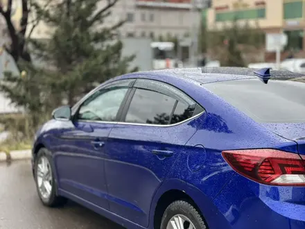 Hyundai Elantra 2019 года за 7 900 000 тг. в Астана – фото 5