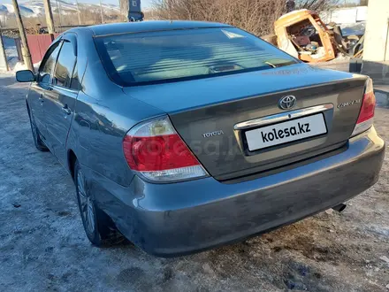 Toyota Camry 2005 года за 4 700 000 тг. в Актобе – фото 15