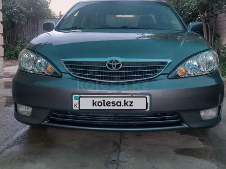 Toyota Camry 2005 года за 4 700 000 тг. в Актобе – фото 17