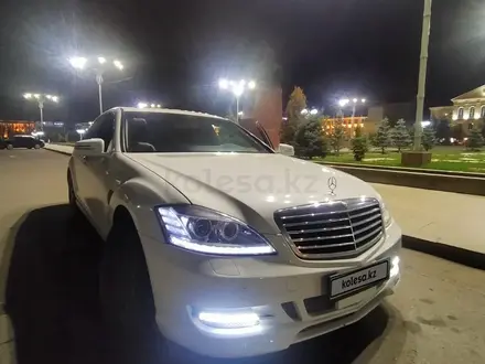 Mercedes-Benz S 500 2007 года за 8 200 000 тг. в Тараз – фото 4