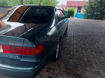 Toyota Camry 2000 года за 3 842 398 тг. в Алматы – фото 5