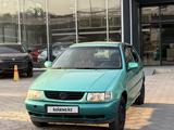 Volkswagen Polo 1997 года за 990 000 тг. в Алматы