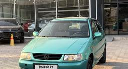 Volkswagen Polo 1997 года за 990 000 тг. в Алматы