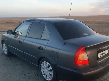 Hyundai Accent 2005 года за 1 500 000 тг. в Атырау – фото 3