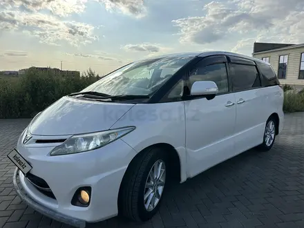 Toyota Estima 2011 года за 5 500 000 тг. в Уральск – фото 2