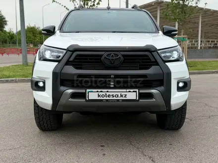 Toyota Hilux 2018 года за 15 500 000 тг. в Алматы