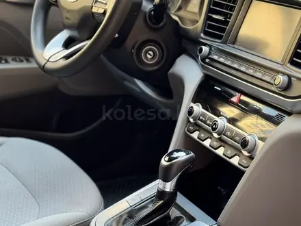 Hyundai Elantra 2020 года за 6 300 000 тг. в Атырау – фото 6