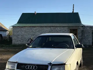 Audi 100, 1992