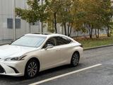 Lexus ES 250 2020 годаүшін17 000 000 тг. в Караганда – фото 2
