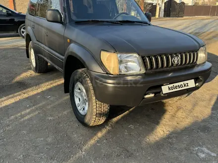 Toyota Land Cruiser Prado 1998 года за 5 500 000 тг. в Актобе – фото 4