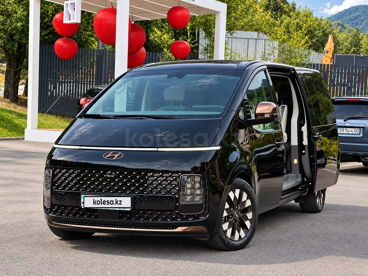 Hyundai Staria, 2023