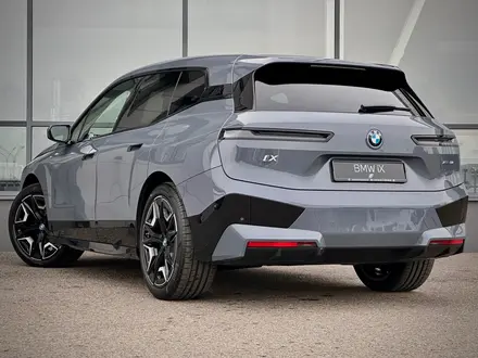 BMW iX 2023 года за 61 257 000 тг. в Семей – фото 3