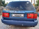 Volkswagen Passat 1994 годаfor1 400 000 тг. в Актобе – фото 4