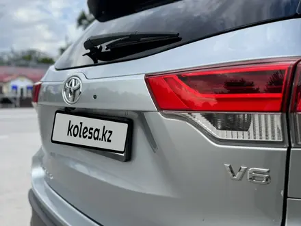 Toyota Highlander 2017 года за 17 000 000 тг. в Алматы – фото 11