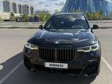 BMW X7 2021 года за 44 000 000 тг. в Астана