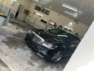 Mercedes-Benz S 500