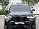 BMW X7 2021 года за 39 900 000 тг. в Уральск