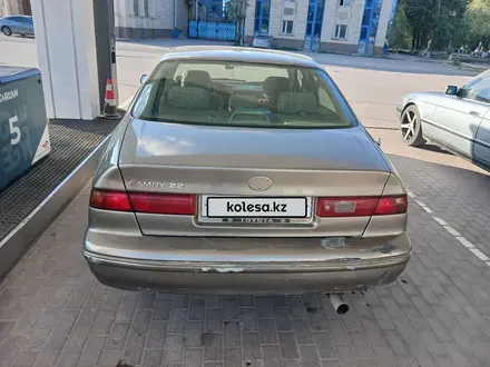 Toyota Camry 1998 года за 2 500 000 тг. в Кызылорда – фото 6
