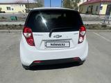 Chevrolet Spark 2013 года за 3 000 000 тг. в Атырау – фото 3