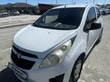 Chevrolet Spark 2013 года за 3 000 000 тг. в Атырау