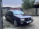 Volkswagen Vento 1993 года за 600 000 тг. в Алматы – фото 3