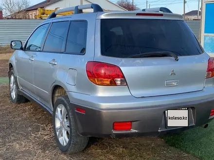 Mitsubishi Outlander 2002 года за 3 500 000 тг. в Астана – фото 4