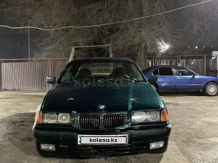 BMW 320 1993 года за 1 200 000 тг. в Алматы