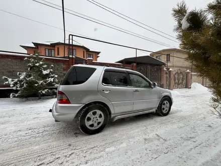 Mercedes-Benz ML 320 1998 года за 4 200 000 тг. в Алматы – фото 17