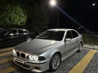 BMW 528