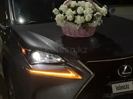 Lexus NX 200 2016 года за 10 000 000 тг. в Актобе