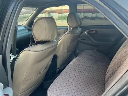 Toyota Camry 1999 года за 3 500 000 тг. в Актау – фото 2