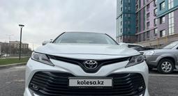 Toyota Camry 2020 года за 13 800 000 тг. в Шымкент – фото 2