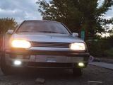 Volkswagen Golf 1993 года за 1 109 431 тг. в Караганда