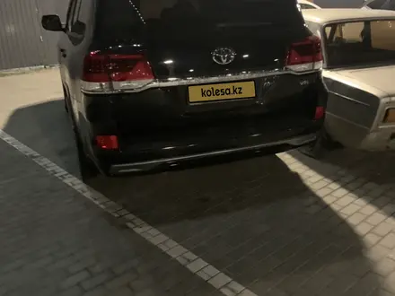 Toyota Land Cruiser 2017 года за 31 000 000 тг. в Актау – фото 2