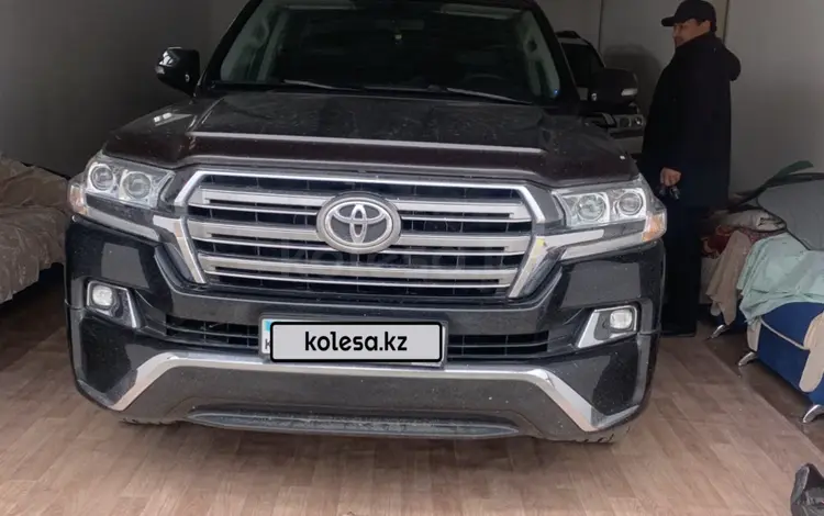Toyota Land Cruiser 2017 года за 31 000 000 тг. в Актау