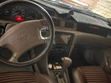 Toyota Camry 1998 годаfor2 600 000 тг. в Сарыозек – фото 5