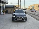 Lexus ES 300h 2022 года за 23 500 000 тг. в Шымкент – фото 3