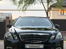 Mercedes-Benz E-Class, 2009