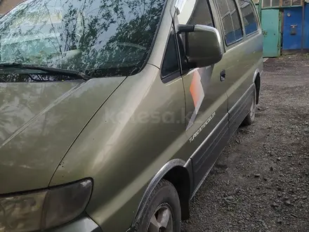 Hyundai Starex 2001 года за 1 950 000 тг. в Караганда – фото 2