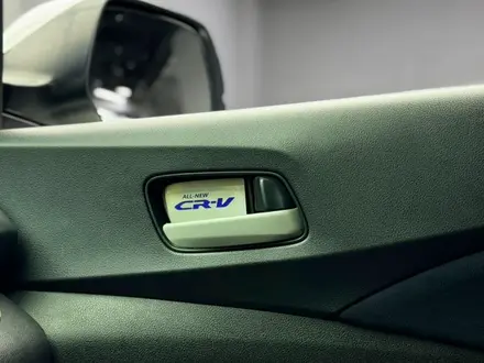 Honda CR-V 2014 года за 8 990 000 тг. в Алматы – фото 28