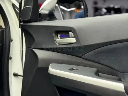 Honda CR-V 2014 года за 8 990 000 тг. в Алматы – фото 36