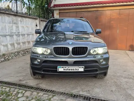 BMW X5 2004 года за 7 000 000 тг. в Алматы