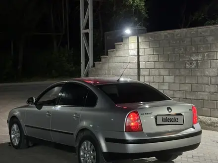 Volkswagen Passat 2004 года за 3 000 000 тг. в Алматы – фото 4